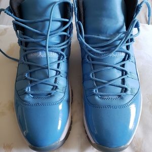 Jordan 11 Retro "Pantone"